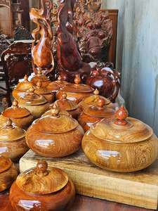 Tazón de Madera Tallada a Mano para Servir Dulces, Regalo para el Hogar, Tazón de Frutas de Madera de Sheesham Hecho a Mano en India - Product Image 5