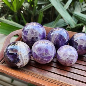 หินอเมทิสต์ควอตซ์ทรงกลมทำนายโดยหินอาเกตจากอินเดียสำหรับงานฝีมือคริสตัลและลูกบอลตกแต่งบ้าน - Product Image 1