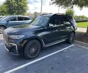 Auto Usado BMW Serie 7 X7 M5.0i 2024, Volante a la Izquierda, Asientos de Cuero, Tracción en las Cuatro Ruedas, Paquete para Clima Frío, SUV, Puerta Trasera Eléctrica, Cámara Trasera, Pantalla Táctil - Product Image 1