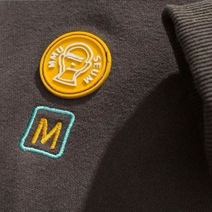 Nouveau style de sweats à capuche à impression bouffante de couleur unie en coton mélangé de base tarif de gros personnalisé sweats à capuche à impression bouffante pour hommes - Product Image 5