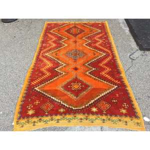 Alfombra minimalista de diseño elegante y moderna - Product Image 1