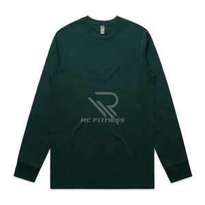 Camiseta clásica de manga larga RC Fitness para hombre es tu elección ideal para un elemento esencial de un armario versátil y atemporal. Redefine la moda. - Product Image 1
