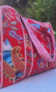 Red Vintage Indian Lady Bohemian Winter Fashion <b>Tote</b> <b>Bag</b> Block Printed <b>Floral</b> Kantha Design Quilted Cotton Zipper Closure Canvas - Product Image 2