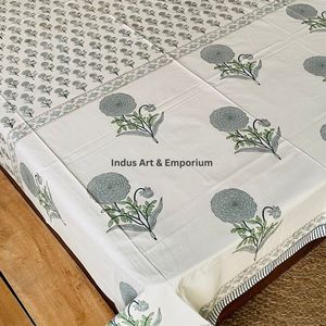 Parures de lit indiennes artisanales Sanganeri imprimées à la main, draps de lit avec taies d'oreiller - Product Image 5