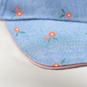 Sombrero de camionero deportivo con sombreado solar de verano de malla de espuma de flores con estampado completo azul claro - Product Image 3