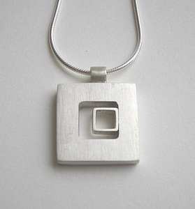 สร้อยคอสแตนเลสจี้เครื่องประดับแฟชั่นสุดอินเทรนด์สำหรับผู้ชายดีไซน์เรียบง่ายขายส่ง2025 - Product Image 2