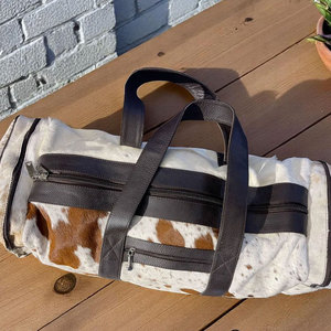 Bolsas de lona de piel de vaca cómodas de alta calidad Material sólido Estilo deportivo Último diseño Durable para el uso diario - Product Image 2
