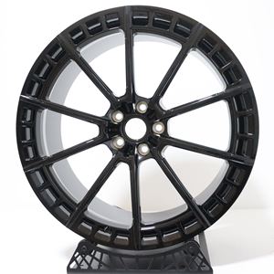 Cerchi Forgiati Personalizzati Xywheel per Vari Modelli Design Aure Nero Lucido BMW X3 X4 X5 X6 Mercedes GLB GLC GLE GLS Macan Cayenne - Product Image 1