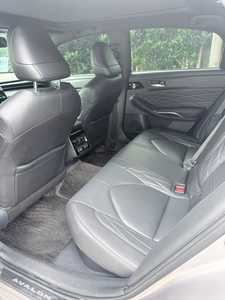 รถยนต์มือสอง Toyota Avalon Hybrid ปี <span class=keywords><strong>2019</strong></span> เครื่องยนต์ 2.5L E-CVT ขับเคลื่อนล้อหน้า พวงมาลัยซ้าย แบบซีดาน ขาย - Product Image 4
