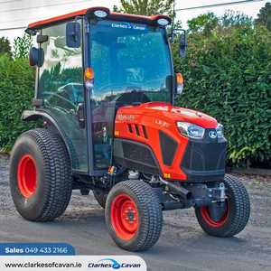 4wd Tractor Kubota Price With Front End Loader Tractors Trucks Mini Tractor Farming Usa - Product Image 1