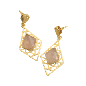 Boucles d'oreilles pendantes en perles artisanales avec pierre semi-précieuse, finition or mat et qualité artisanale, bijoux faits à la main - Product Image 3