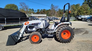 Tractor Utilitario Compacto 2025R, 18 HP, 4WD, Transmisión por Engranajes, Multifuncional, Versátil para Trabajos Agrícolas, Alto Rendimiento, Bajo Mantenimiento - Product Image 6