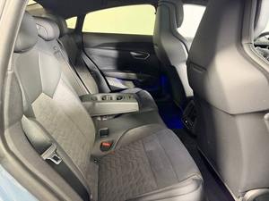 Auto Usado Confiable, Audi e-tron GT Premium Plus 2024, Sedán 4 Puertas con Tracción en las Cuatro Ruedas - Product Image 5