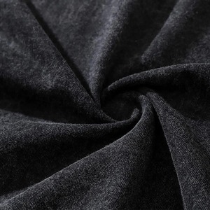 เสื้อยืดผ้าฝ้ายลายกราฟิกขนาดใหญ่สำหรับผู้ชายเสื้อครอปแบบกล่อง300GSM โลโก้ออกแบบได้ตามต้องการ - Product Image 4