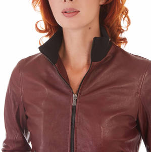 Chaquetas de cuero genuino PU recortadas informales con estilo para mujer, ropa de invierno hecha a medida, abrigos de cuero recortados a la moda para otoño - Product Image 4
