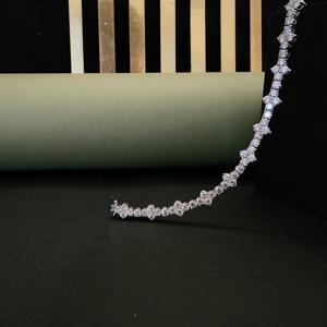 Pulsera de moda con diamantes de corte redondo, pulsera de oro blanco sólido de 18kt para cada ocasión - Product Image 5