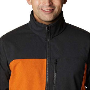 Veste Softshell d'hiver personnalisée avec doublure thermique chaude pour le travail en extérieur Collection 2026 - Product Image 4