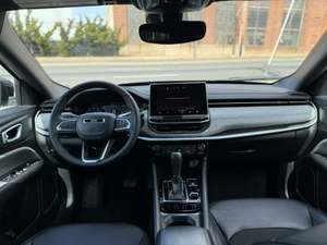 ใช้ค่อนข้างประณีต2024 J E E P ละติจูดเข็มทิศ - Product Image 3