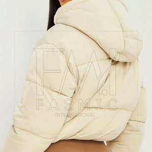 Chaquetas cortas de manga larga con cremallera de nuevo estilo para mujer con chaquetas acolchadas de tamaño personalizado para los más vendidos - Product Image 2