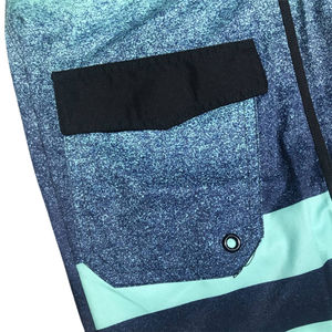 Short cargo en laine respirant avec impression par transfert de chaleur Short à séchage rapide de haute qualité Short cargo à poches multiples - Product Image 6