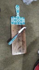 Tabla de Cortar Rectangular de Madera de Mango Ecológica y Duradera de 20 Pulgadas y 6 Pulgadas, Hecha a Mano, Estilo Antiguo, Apta para Lavavajillas, Libre de BPA, Apta para Microondas - Product Image 2