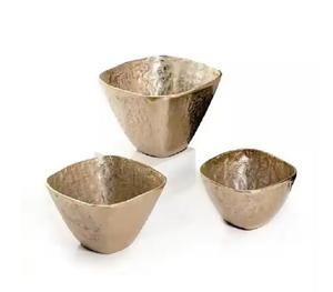Premium Quality Textured Ornate Golden <b>Chocolate</b> Bowl Customized Modern Design Low Price Decorative Tabletop <b>Fancy</b> Fruit Bowls - Product Image 2