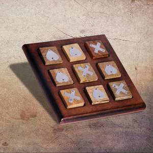 Jeu de société Tic Tac Toe en bois élégant pour enfants, adultes et famille, améliore la stratégie de réflexion et le plaisir de jeu en intérieur - Product Image 2