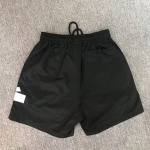 Short d'été en polyester imprimé par sublimation Short unisexe en maille Short de basket-ball personnalisé pour hommes - Product Image 5