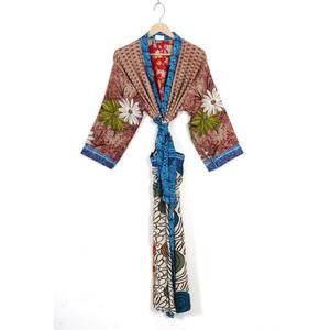 Robes de kimono 100% soie pour femmes, imprimées à la main avec des motifs floraux, vêtements de nuit d'été et de printemps, cadeau - Product Image 1