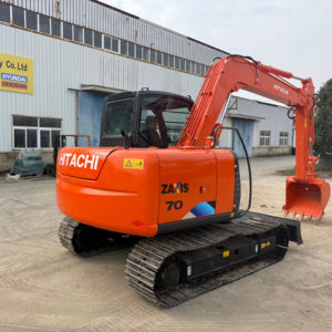 Excavatrice d'occasion de bonne qualité à bas prix, Hitachi ZX70 en bon état, à vendre - Product Image 1