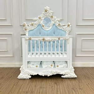 Cuna de Madera Maciza de Lujo, Diseño Clásico Elegante, Construcción Segura y Duradera, Perfecta para Compradores Internacionales Premium - Product Image 1