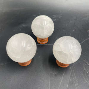 หินควอตซ์ทรงทรงกลมทำจากคริสตัลงานหัตถกรรมหินขัดขนาด5ซม. ทำจากอินโดนีเซียธรรมชาติ - Product Image 4