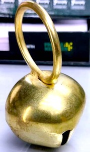 Anillo moderno de 45mm Gungroo, decoración de árbol de Navidad, cascabeles, escultura en técnica de soldadura hecha en China - Product Image 4