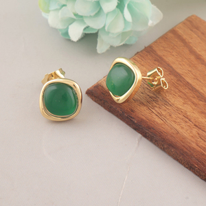 Boucles d'oreilles en onyx vert naturel avec pierres précieuses Boucles d'oreilles en gros à la mode Plaqué or 18 carats Anti-ternissement Clou à porter au quotidien - Product Image 3