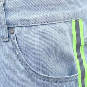 2025 été hommes décontracté uni teint avant poches arrière respirant personnaliser vêtements actifs léger Shorts de sport - Product Image 6