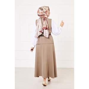 Hijab double à jupe croisée boutonnée beige Ensemble décontracté 2 pièces Col imprimé à capuche d'été - Product Image 4