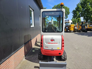 Mini-excavatrice Takeuchi TB216 d'occasion abordable – Achetez maintenant les mini-excavatrices sur chenilles Takeuchi TB175/TB150/TB160/TB230/TB216/TB260 - Product Image 6