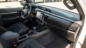 Modelo Popular 2025 TOYOTA HILUX DC ADVENTURE 4.0P AT 4X4 BLANCO LHD - Product Image 4