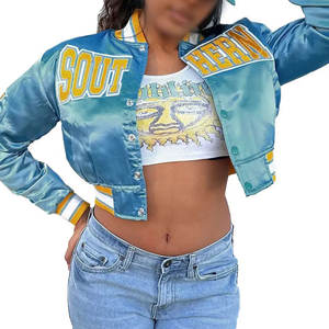 Veste universitaire pour femmes nouveau style respirant matelassé crop top manteaux coton bouton poche automne vestes Faleece Varsity vente en gros - Product Image 3