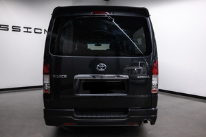 Toyota Hiace Super GL5 4x4 Usada, Año 2007, 4 Cilindros, 2.7L, 151hp, Gasolina, Transmisión Automática, 4WD, Volante a la Derecha - Product Image 3