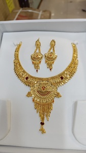 Ensemble de collier ras du cou en or pour femmes ensemble de collier ras du cou traditionnel indien parfait pour les occasions de mariage et de fête - Product Image 3