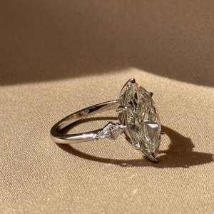 Venta al por mayor exclusiva de lujo 10K blanco amarillo oro rosa Moissanite anillos de boda corte brillante E Color 2,5 quilates VVS2 proveedor OEM - Product Image 4