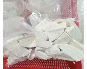 Taro congelé IQF fabriqué au Vietnam avec taille de dés uniforme et texture lisse Taro congelé idéal pour les boissons froides 99GD - Product Image 1