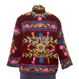 Chaqueta de Terciopelo 100% con Bordado Suzani Nuevo para Mujer, Chaqueta Corta Informal de Estilo Bohemio Floral para Mujer - Product Image 5