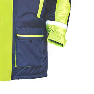 Combinaison de pêche imperméable à succès avec veste d'hiver isolée et cuissardes pour les sports d'hiver en plein air - Product Image 3