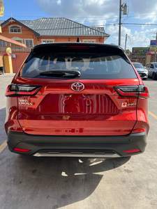 Toyota Yaris Cross Híbrido Premium Edición de Lujo Usado 2024 - Product Image 4