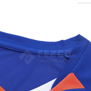 Uniformes de fútbol personalizados de secado rápido con logotipo de patrocinador Camisetas de fútbol de ajuste elástico con personalización de equipo completo - Product Image 5