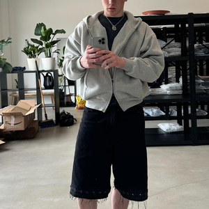 ชุดเซ็ตเสื้อฮู้ดดี้และกางเกงจ็อกเกอร์ผ้าฟลีซกันลมแบบเรียบหรู พิมพ์ลายดิจิตอล ปักโลโก้ตามสั่ง สำหรับขายส่งช่วงฤดูหนาว - Product Image 5