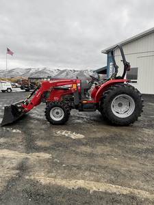 Tractor Massey Ferguson 2850M 2021: Potencia Utilitaria Compacta con Eficiencia Avanzada - Product Image 3