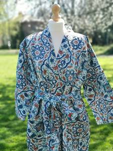 Bohème fait à la main Kantha Kimono robes en tissu de coton de créateur à l'avant veste ouverte hiver femmes plage fête portant des robes - Product Image 4